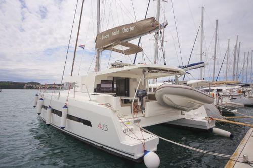 Catana Bali 4.5 - 4 + 2 cab.