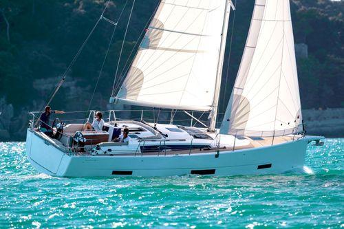 Dufour Yachts 390 GL